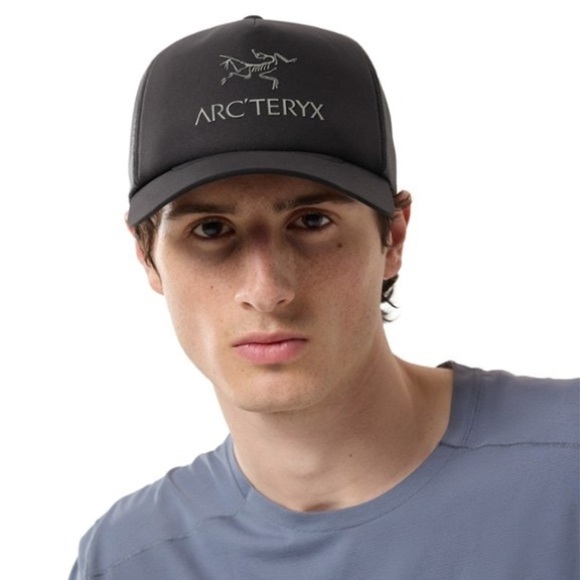 Arc'teryx Bird Word Black Cap Men’s SnapBack Mesh Logo Preowned - Picture 1 of 8